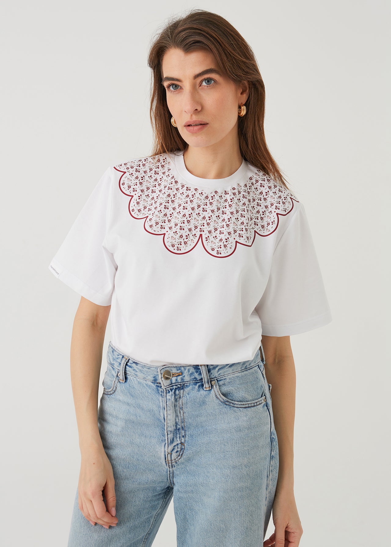 WYPRZEDAŻ ROZMIARÓW "RÓŻYCZKI", BIAŁY T-SHIRT
