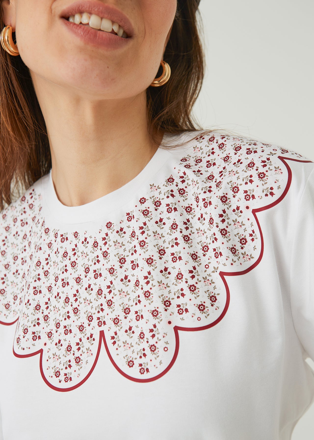 WYPRZEDAŻ ROZMIARÓW "RÓŻYCZKI", BIAŁY T-SHIRT