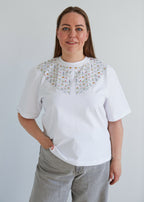 DUŻA WYPRZEDAŻ "MORZE KWIATÓW", BIAŁY T-SHIRT