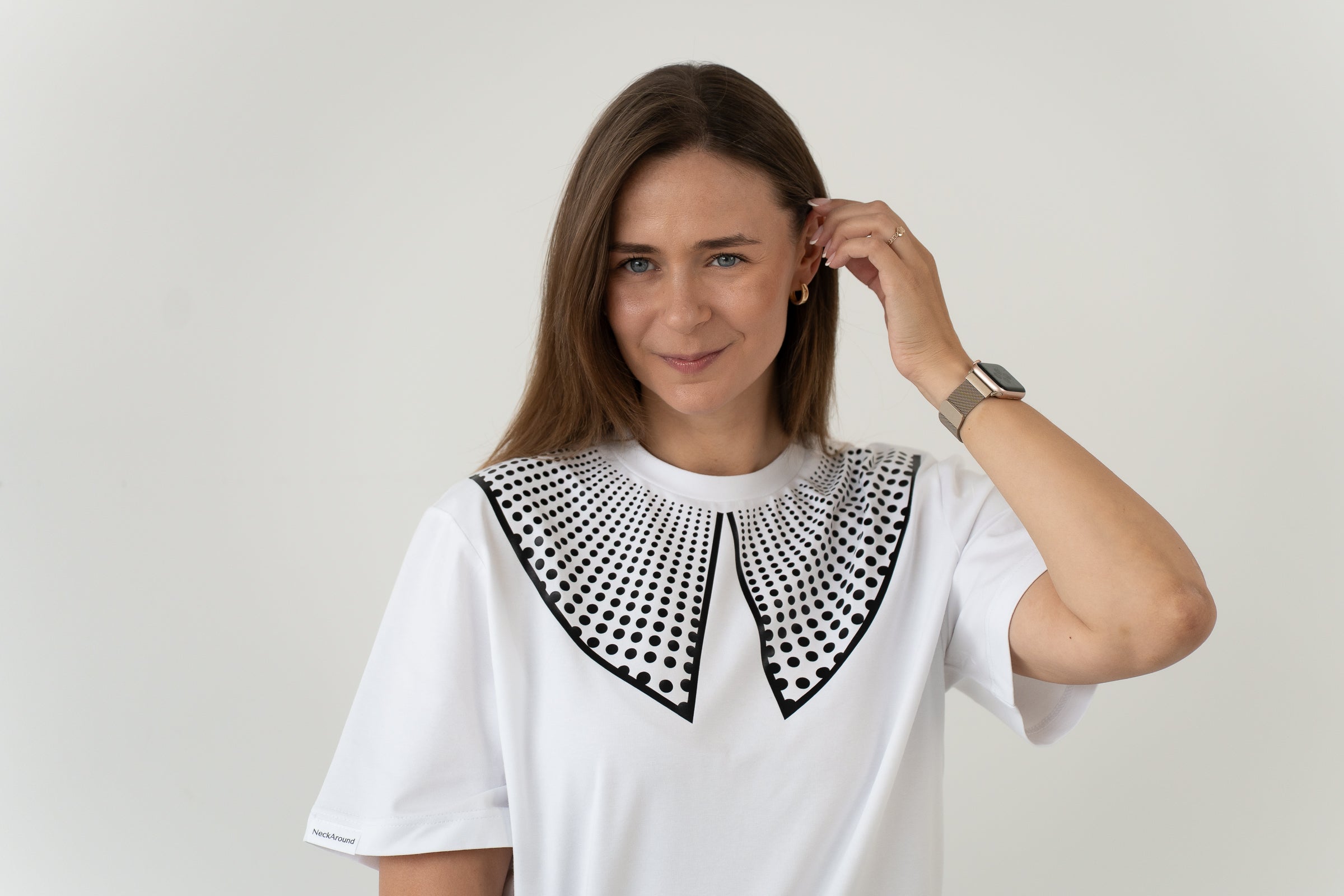 WYPRZEDAŻ ROZMIARÓW „MAXI KROPKI”, BIAŁY T-SHIRT