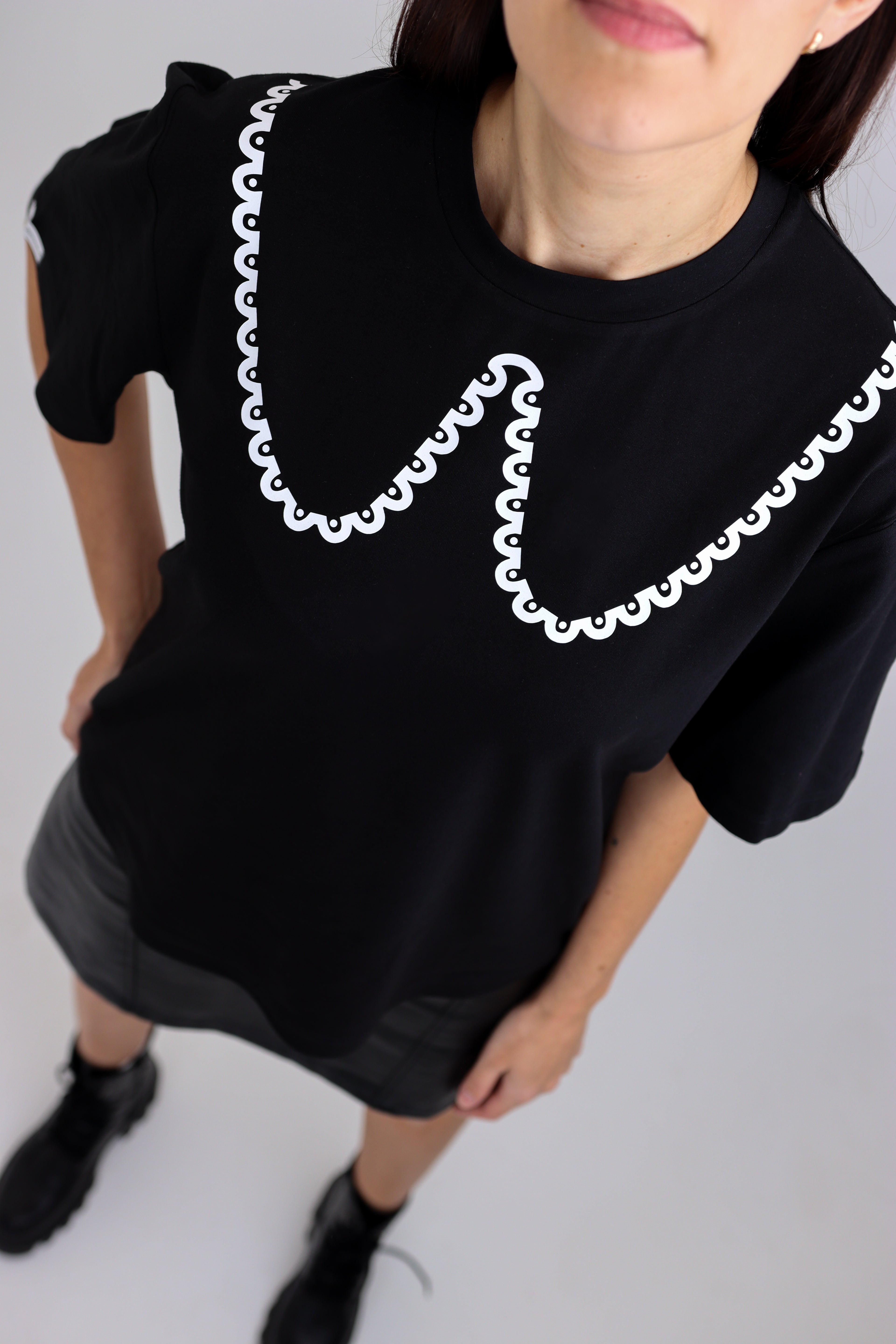 "FALKA" DAMSKI T-SHIRT Z KOŁNIERZYKIEM